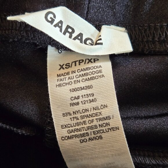 Garage Leggings With Shiny Contrast - Picture 2 of 3